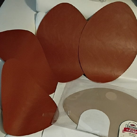ENVOGUE Set Of 4 Placemats Faux Leather 13 x 19 Inches New with Original Package - Picture 6 of 15